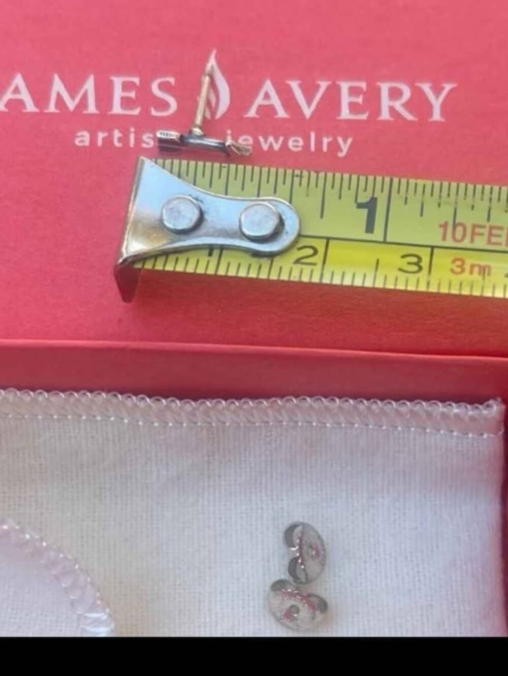 James Avery Mini Arrow Earrings - Picture 5 of 5